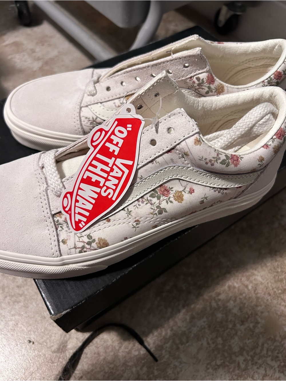 Vans Old Skool Cream Floral Shoes NWT!